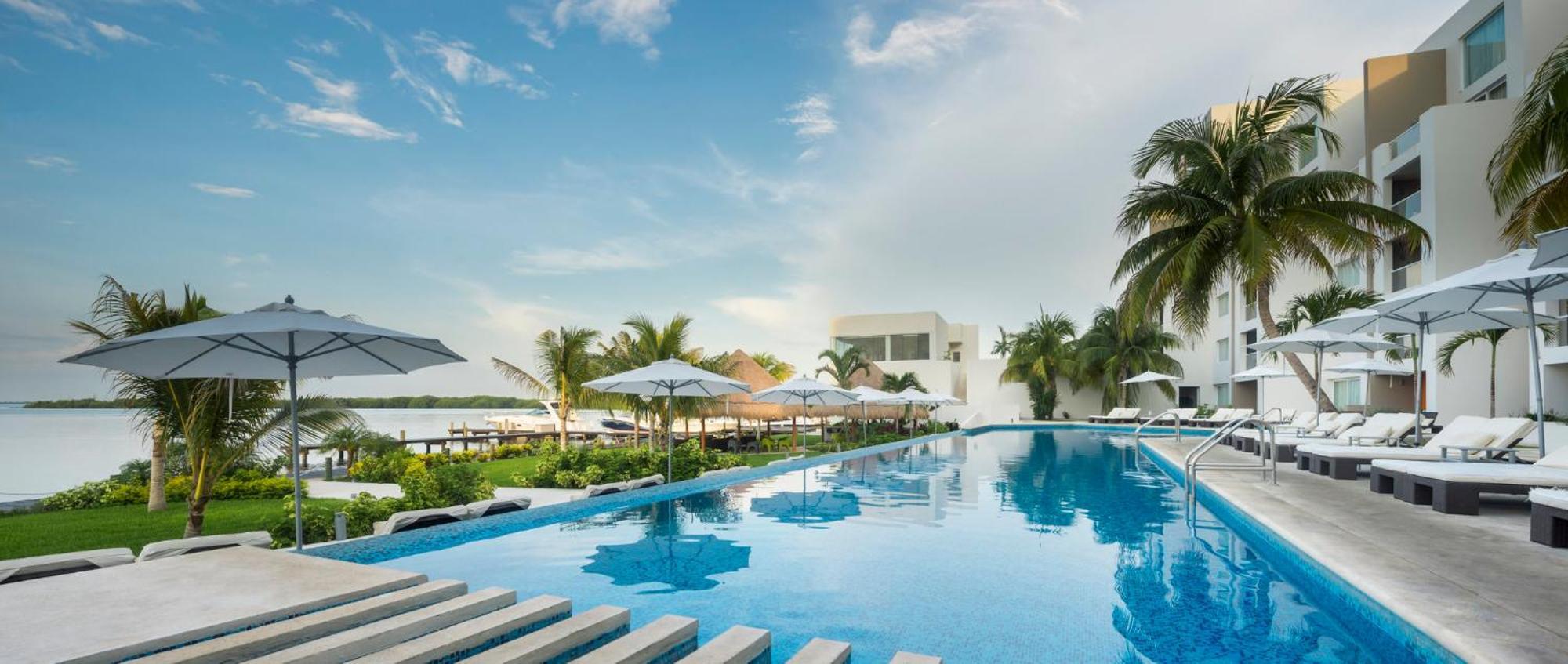 Real Inn Cancún Exteriör bild